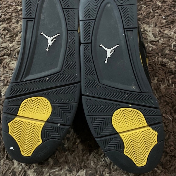 Air Jordan 4 yellow thunder - Picture 5 of 9